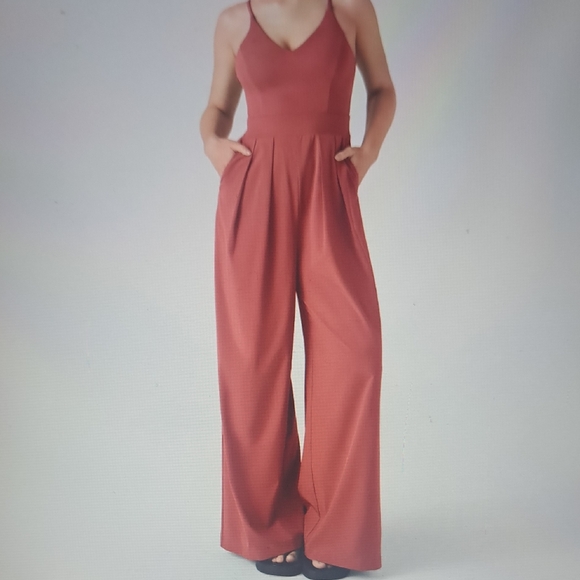HALARA Pants - XLARGE (TALL)    HALARA BREEZEFUL BACKLESS WIDE LEG JUMPSUIT